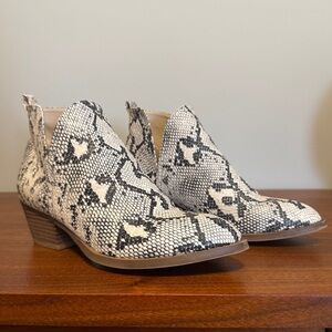 Black and White Snakeskin Print Booties